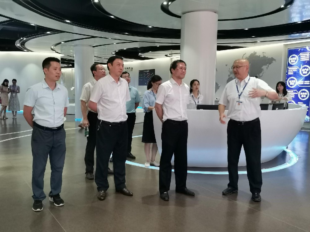 江西省科協(xié)黨組書記、副主席羅瑩蒞臨憶源科技調(diào)研指導