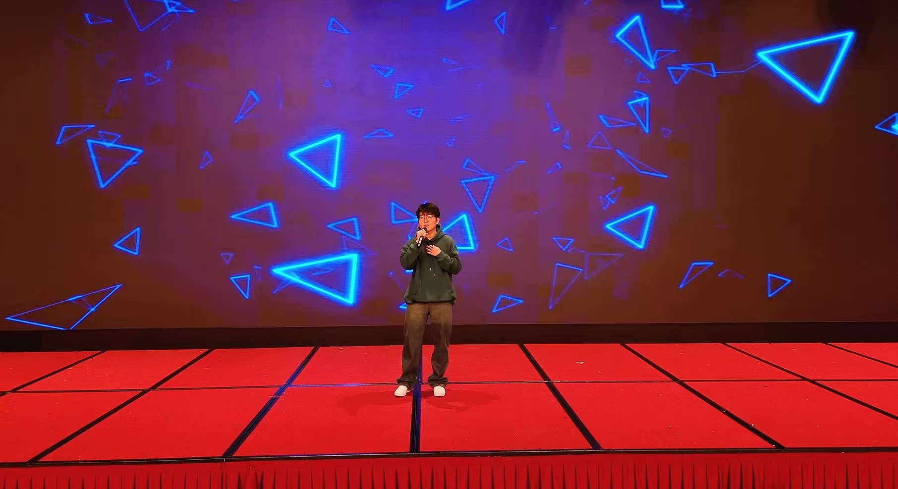 1740462700709999.jpg 555.jpg